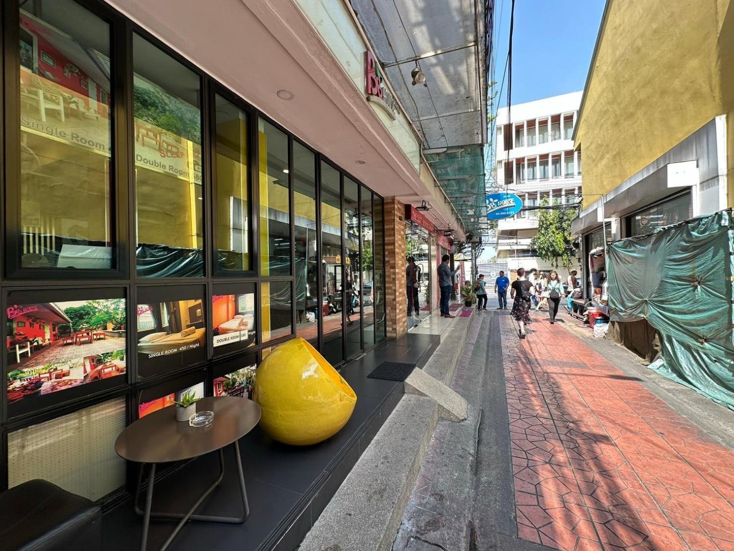 Bbhouse Phra Athit Hotel Bangkok Buitenkant foto