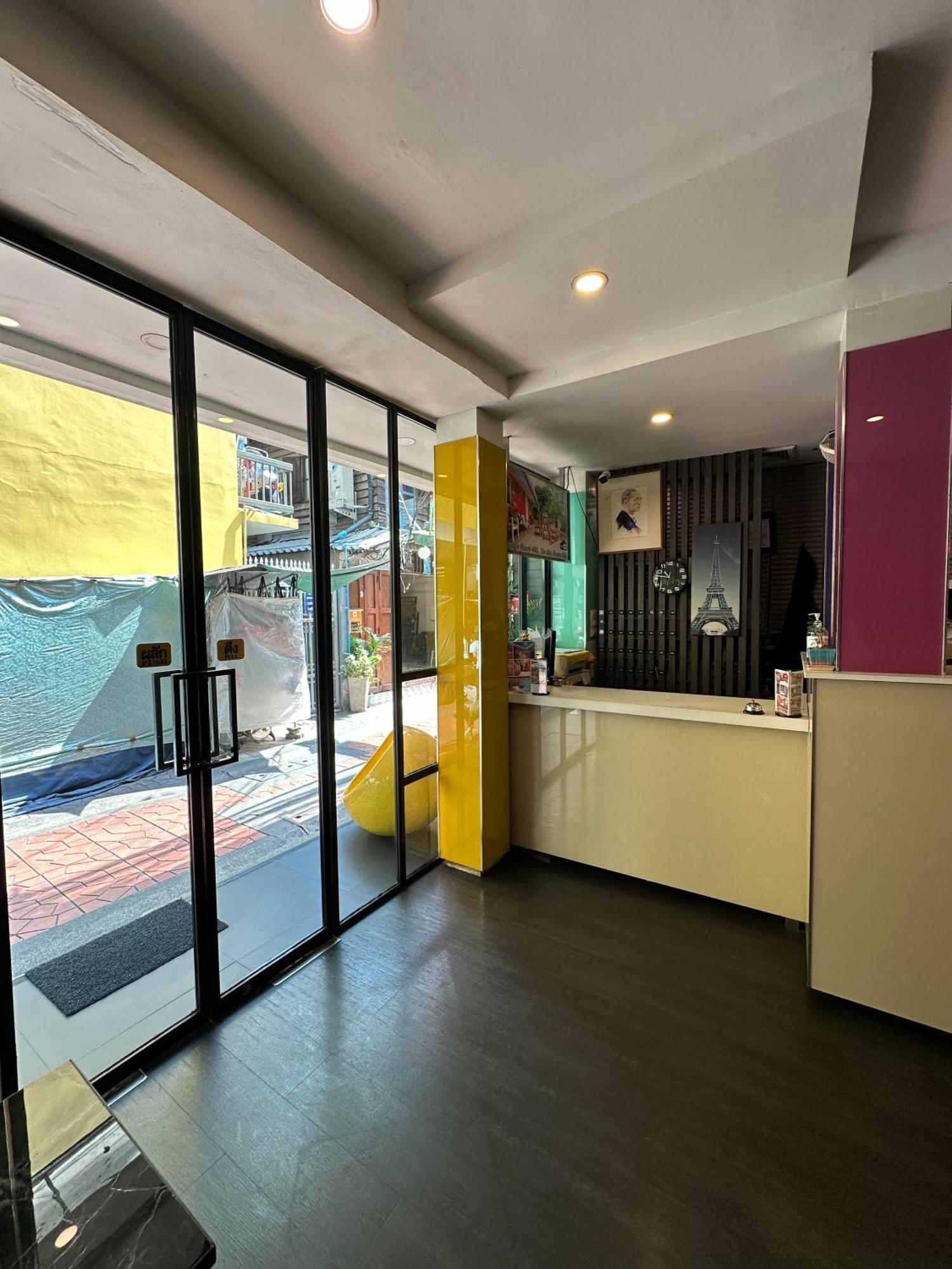 Bbhouse Phra Athit Hotel Bangkok Buitenkant foto